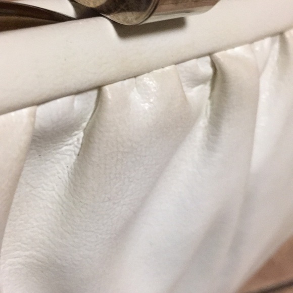 Vintage white Andé clutch - Picture 4 of 4
